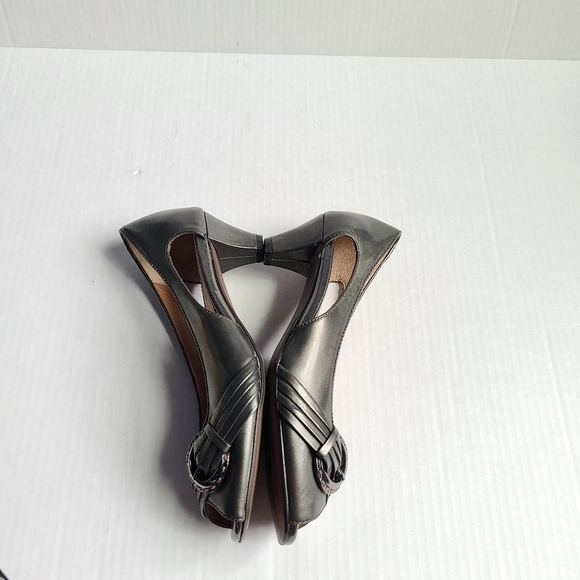 TROTTERS silver sandals heels - Picture 4 of 7